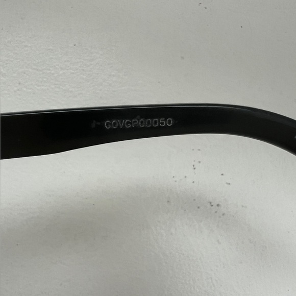 Saint Laurent Black Sunglasses - Picture 6 of 7